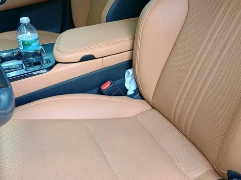 Used 2025 Lexus NX 250 FWD w/ Accessory Package (2T) image 5