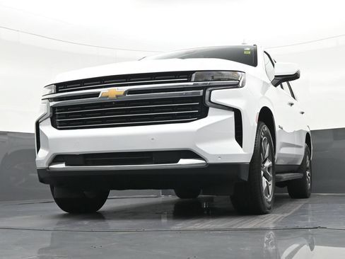 Used 2022 Chevrolet Tahoe LT w/ Luxury Package RWD image 28