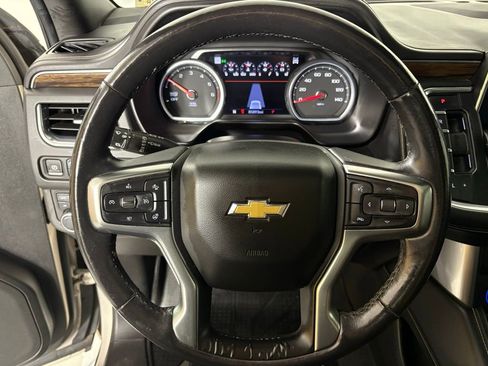 Used 2021 Chevrolet Tahoe Premier w/ Premium Package image 25