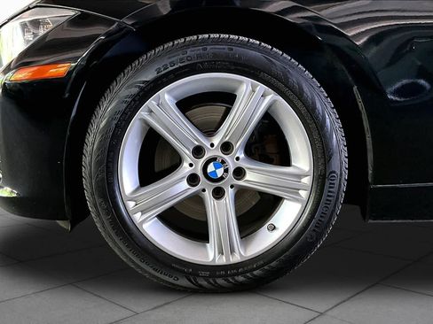 Used 2015 BMW 320i Sedan RWD image 10