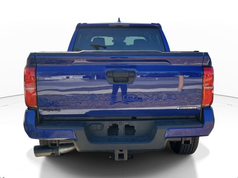 Used 2025 Toyota Tacoma TRD Sport image 5