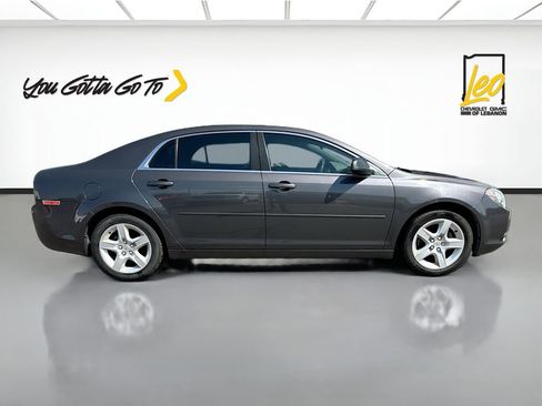 Used 2011 Chevrolet Malibu LS FWD image 4