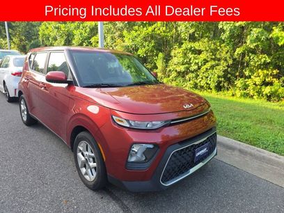 Used 2022 Kia Soul LX w/ Technology Package