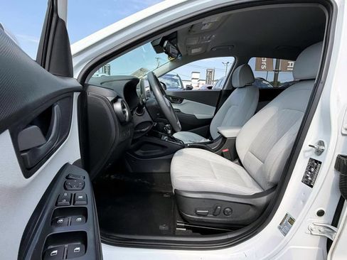Used 2023 Hyundai Kona SEL AWD/4WD image 11