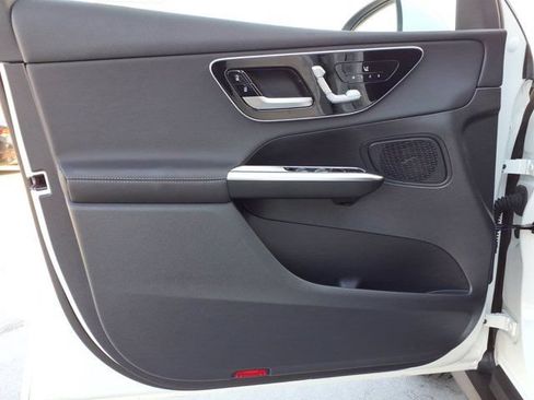 Certified 2025 Mercedes-Benz GLC 350e 4MATIC image 12