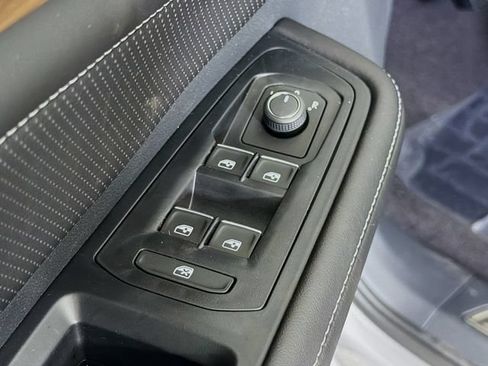 New 2026 Volkswagen Atlas SE FWD image 19