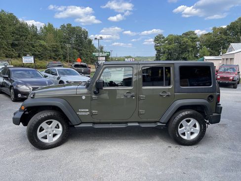 Used 2015 Jeep Wrangler Unlimited Sport w/ Quick Order Package 24S image 4