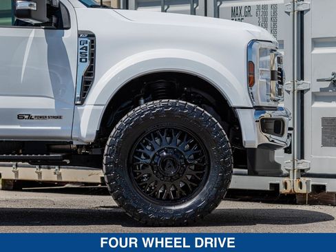 New 2026 Ford F450 XLT w/ FX4 Off-Road Package AWD/4WD image 18