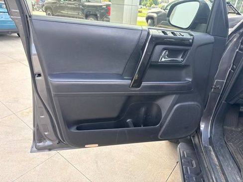 Used 2023 Toyota 4Runner TRD Off-Road Premium w/ Moonroof Package AWD/4WD image 13