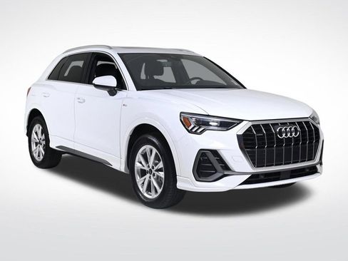 Used 2025 Audi Q3 2.0T Premium w/ Convenience Package image 7