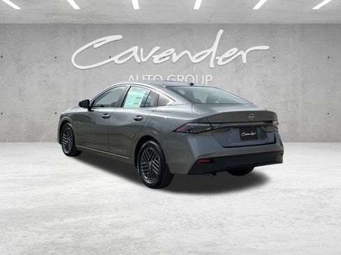 New 2026 Nissan Sentra SV FWD image 15