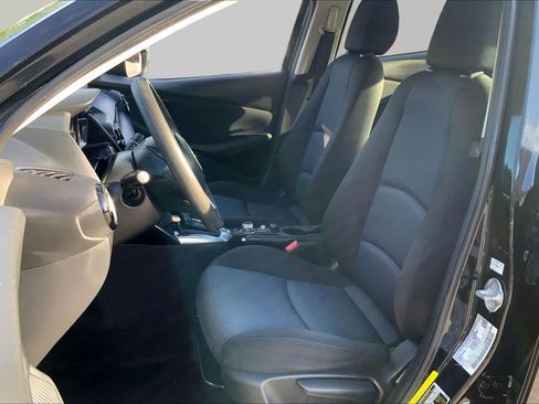 Used 2017 Toyota Yaris iA FWD image 7