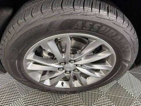 Used 2022 Buick Enclave Avenir FWD image 13