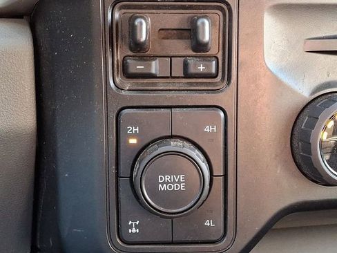 Used 2024 Ford F250 XLT w/ Black Appearance Package AWD/4WD image 24