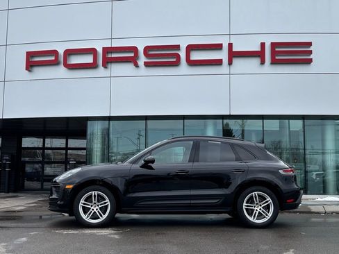 Certified 2026 Porsche Macan AWD/4WD image 2