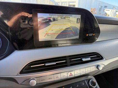Used 2020 Hyundai Palisade SE image 16