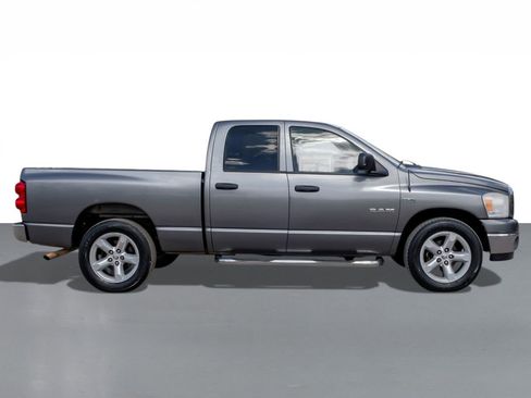 Used 2008 Dodge Ram 1500 Truck SLT image 5