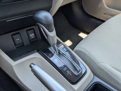 Used 2013 Honda Civic LX image 21