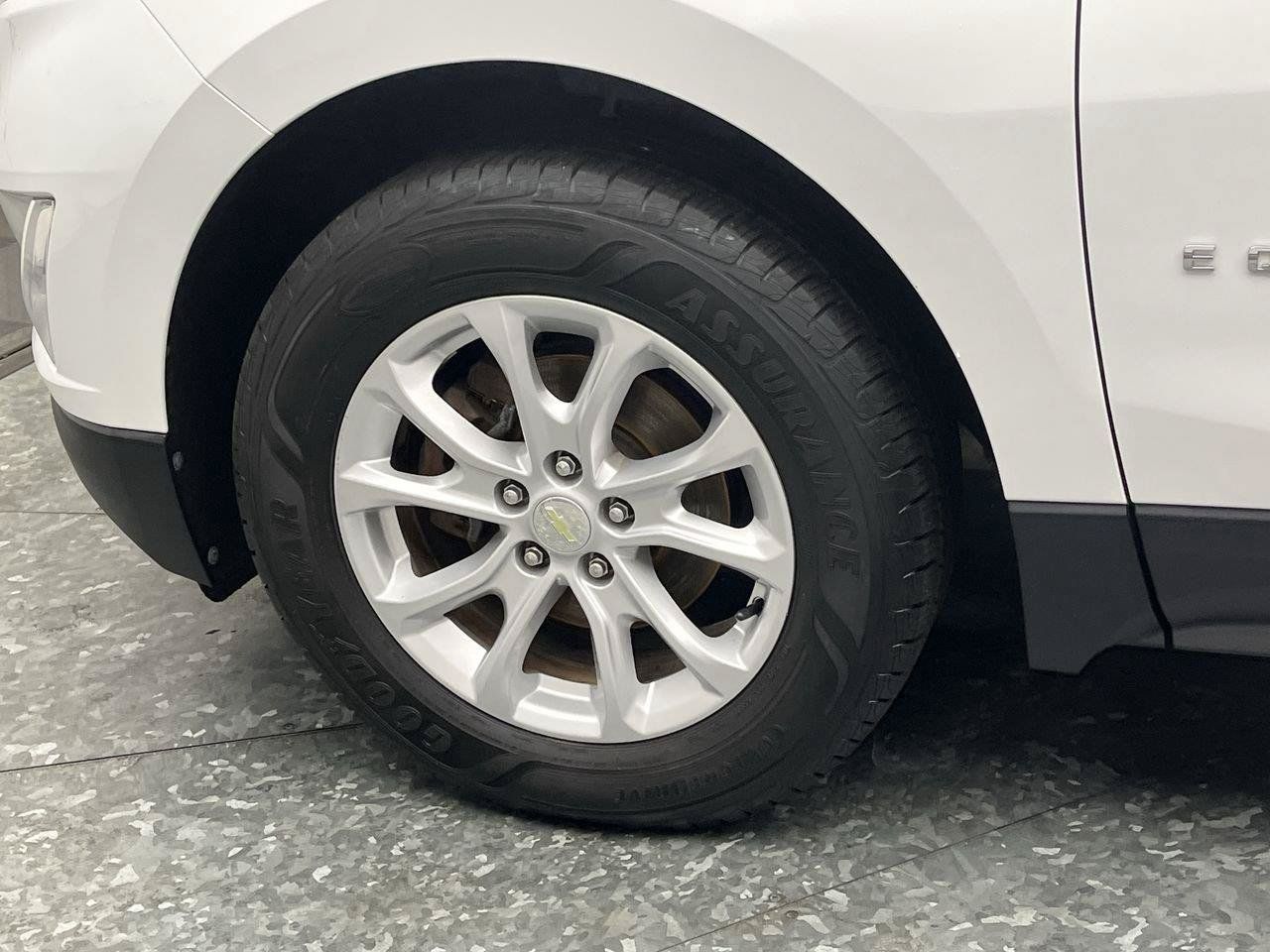 Used 2018 Chevrolet Equinox LT AWD/4WD image 30