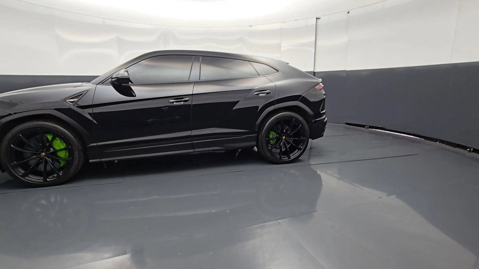 Used 2022 Lamborghini Urus AWD/4WD image 83