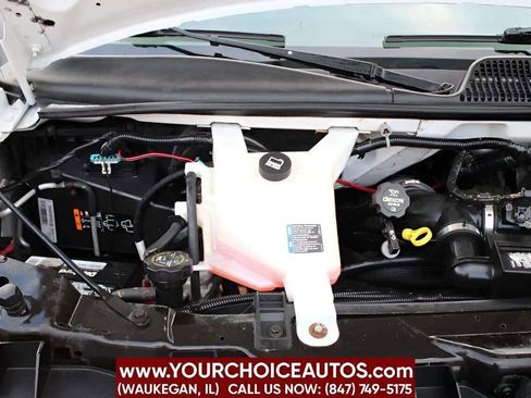 Used 2016 Chevrolet Express 2500 image 29