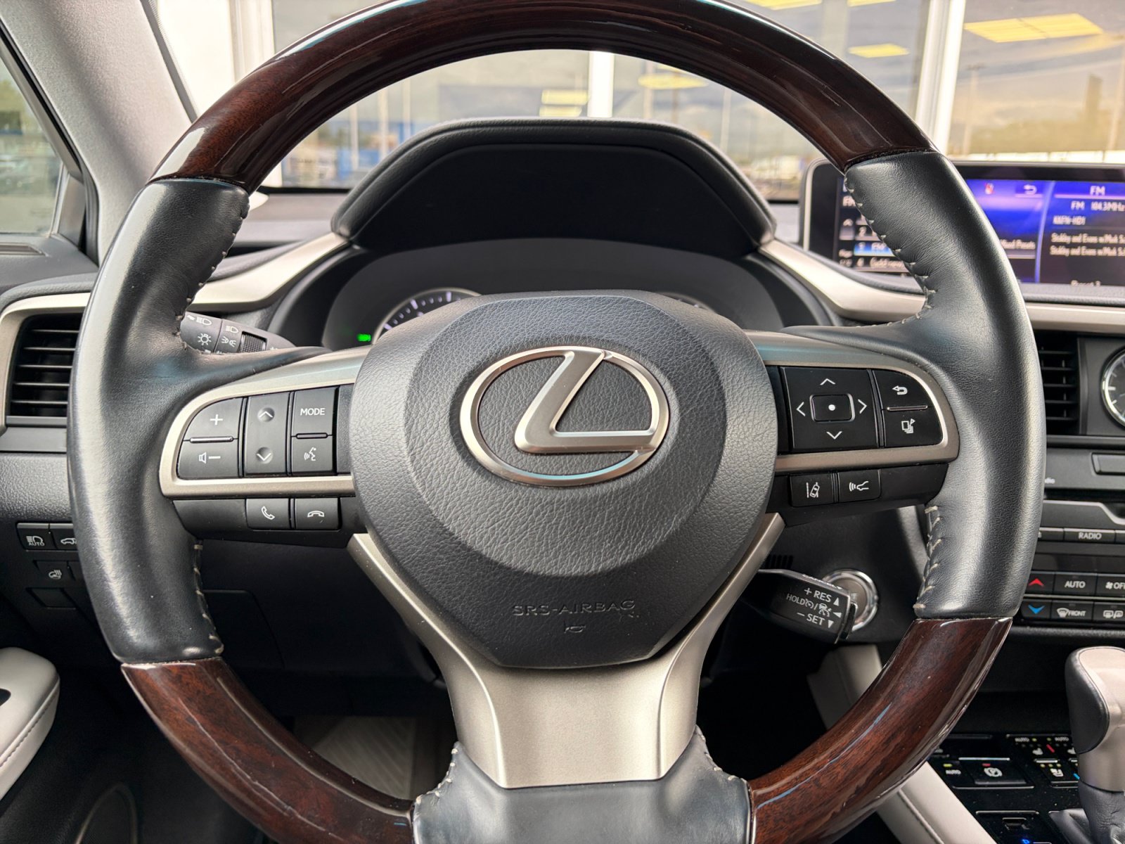 Used 2019 Lexus RX 350 AWD w/ Navigation Package image 9