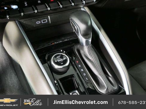 Certified 2024 Chevrolet Colorado ZR2 w/ ZR2 Convenience Package III AWD/4WD image 16