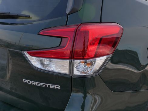 Used 2024 Subaru Forester Limited image 17