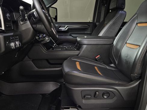 Used 2024 GMC Sierra 2500 AT4 w/ AT4 Premium Plus Package image 25