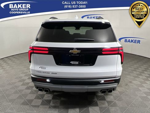 Certified 2025 Chevrolet Traverse LT w/ Sun and Wheel Package image 8