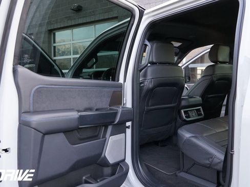 Used 2026 Ford F350 Platinum image 40