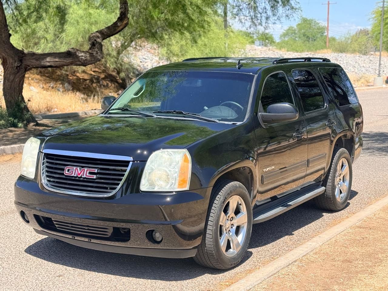 Used 2009 GMC Yukon SLE w/ Convenience Package RWD image 1