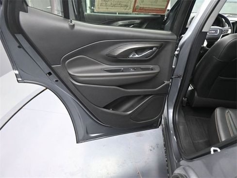 Used 2021 GMC Terrain SLT image 15