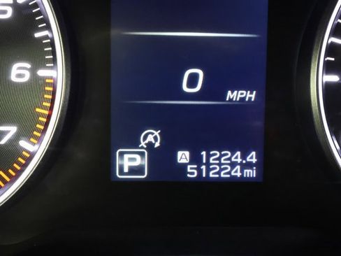 Used 2024 Subaru Outback Premium image 14