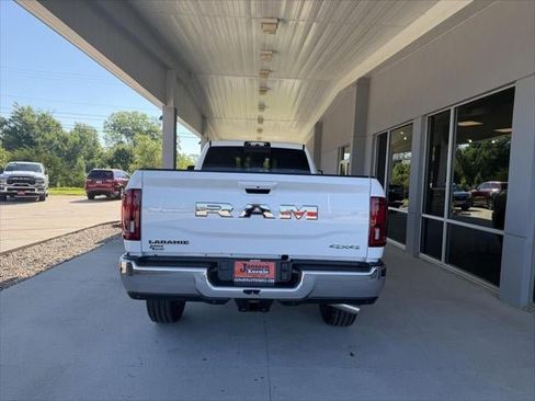 New 2026 RAM 3500 Laramie AWD/4WD image 26