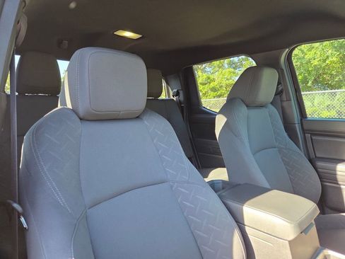 Certified 2024 Toyota Tacoma SR AWD/4WD image 15