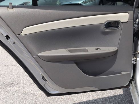 Used 2011 Chevrolet Malibu LS FWD image 24