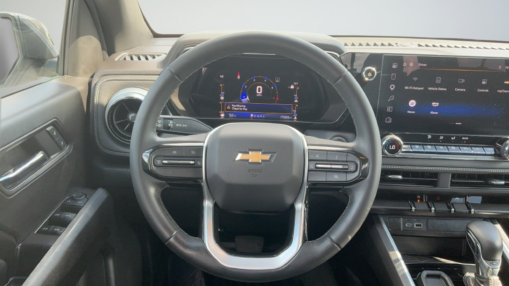 Used 2023 Chevrolet Colorado LT w/ LT Convenience Package RWD image 9