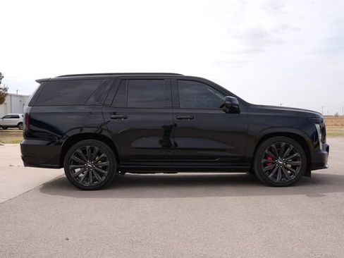 Used 2025 Cadillac Escalade V w/ LPO, Floor Liner Package image 4