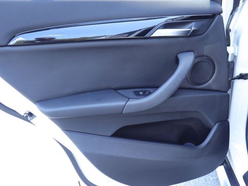 Used 2019 BMW X1 xDrive28i w/ Convenience Package image 12