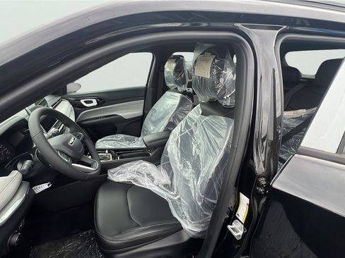 New 2026 Jeep Compass Limited AWD/4WD image 11