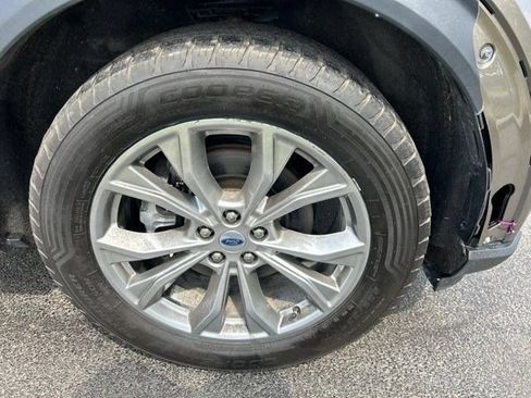 Used 2021 Ford Explorer XLT w/ Equipment Group 202A AWD/4WD image 58