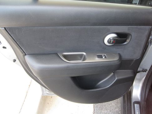 Used 2012 Nissan Versa 1.8 S w/ Special Edition Pkg FWD image 25