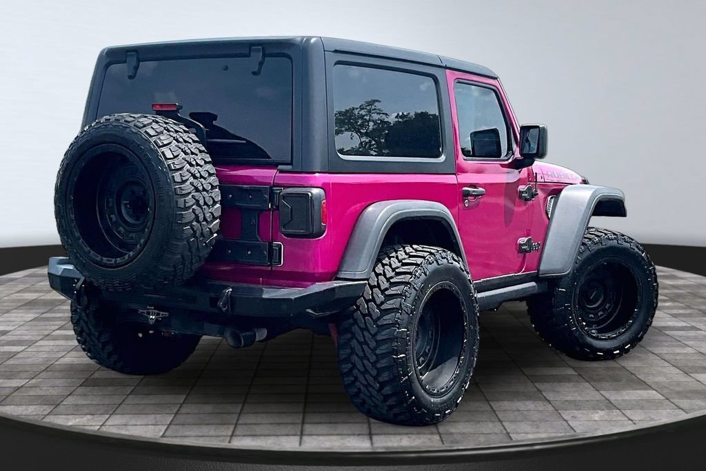 Used 2018 Jeep Wrangler Rubicon AWD/4WD image 2