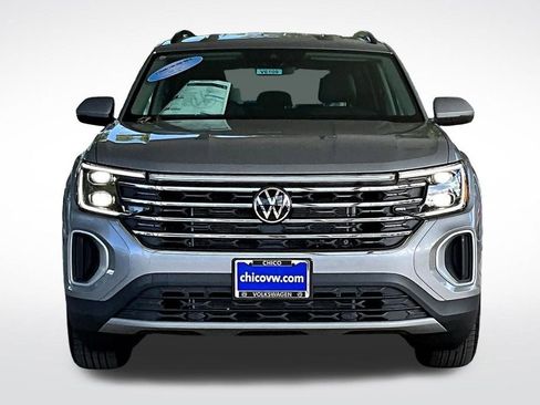 New 2026 Volkswagen Atlas SE image 2