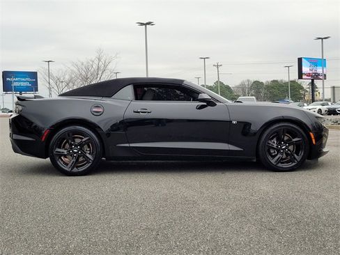 Used 2023 Chevrolet Camaro LT w/ RS Package image 3