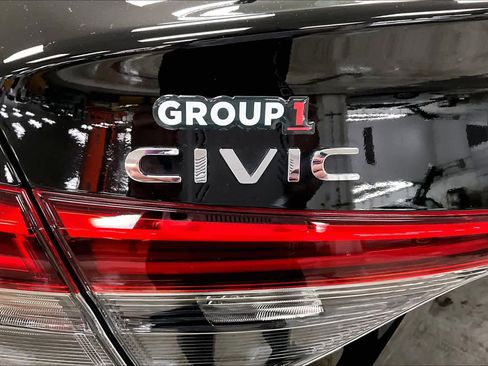 Used 2023 Honda Civic EX image 10