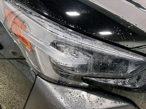 Used 2023 Subaru Outback Touring XT w/ Popular Package #2 image 31