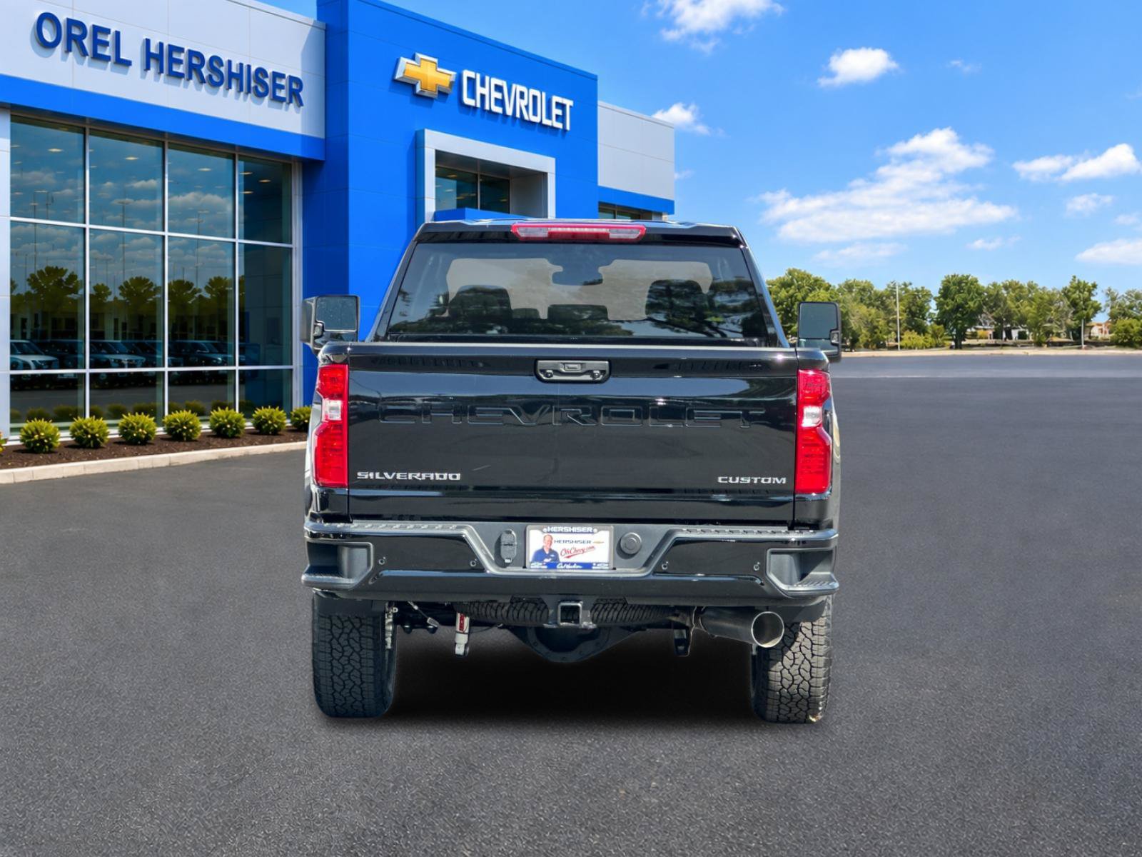 New 2026 Chevrolet Silverado 2500 Custom w/ Custom Value Package AWD/4WD image 5