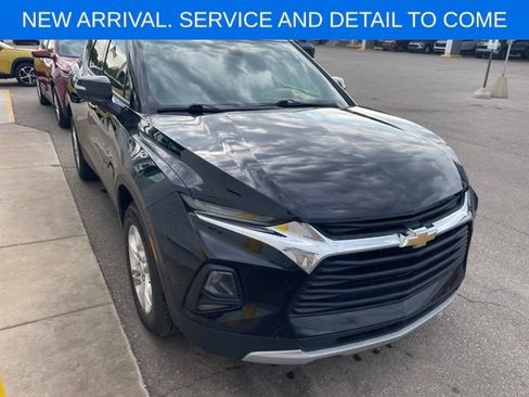 Used 2021 Chevrolet Blazer LT FWD image 1